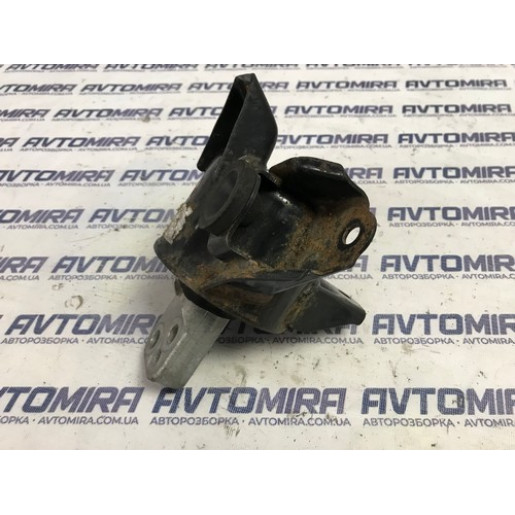 Подушка двигуна Kia Ceed 1.6CDTI 2006-2012 218302H100